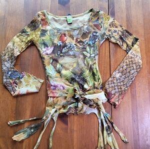 Save The Queen Floral Print Top Mesh Bird Motif Sm